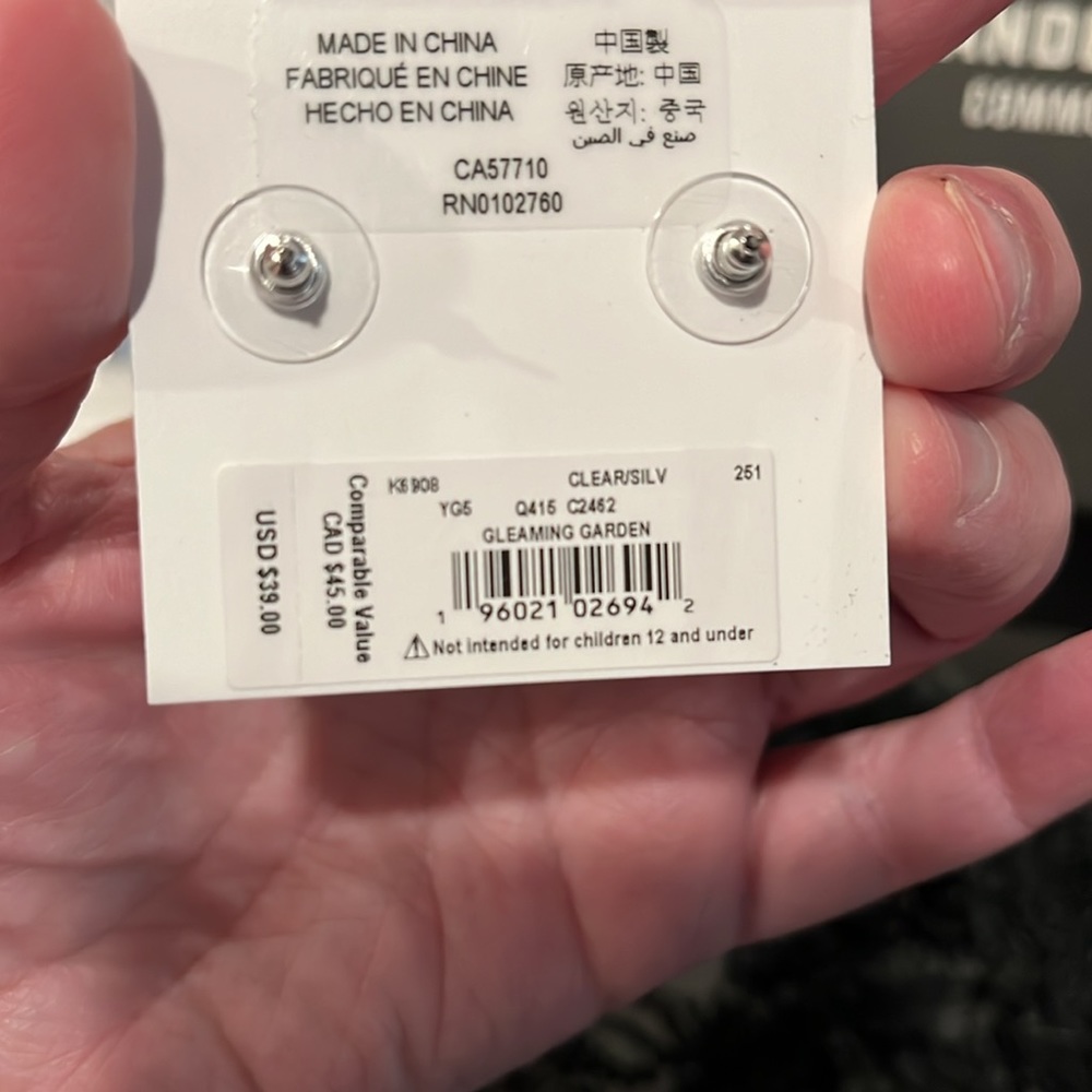 kate spade Silver Gleaming Gardenia Flower Studs/NWT - Picture 6 of 7